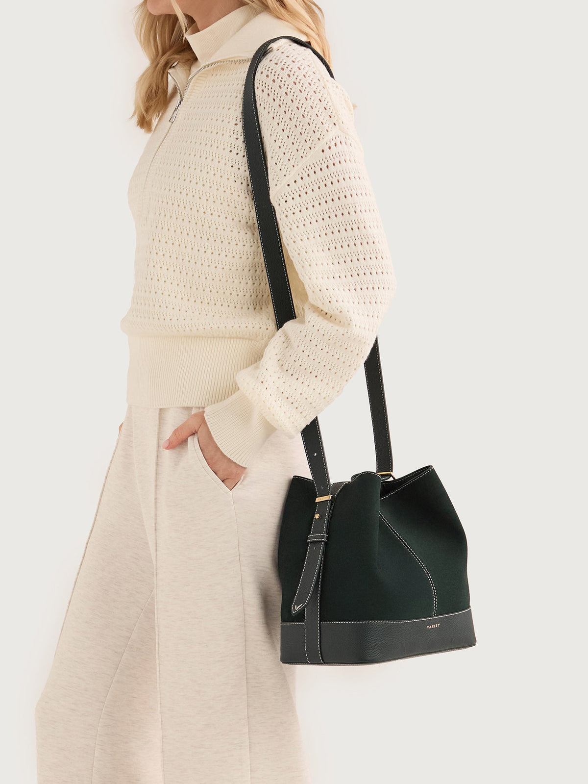 Heath Bucket Bag Medium Suede - Modern Suede Bucket Bag | Varley Quality