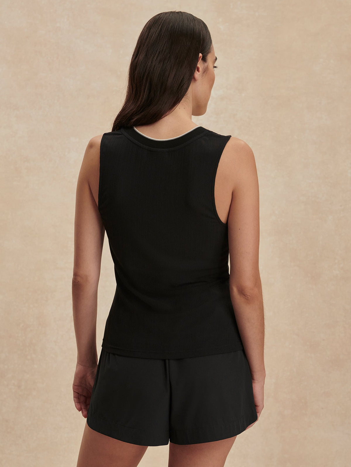 Corby V Neck Tank | Varley Smart Buy