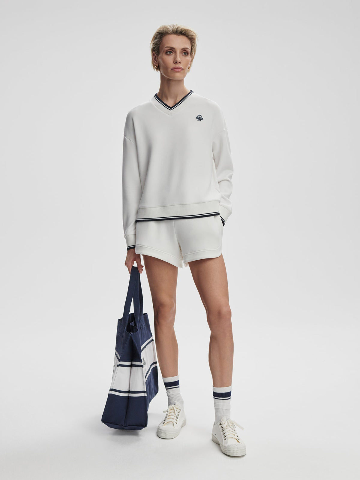 Iona V Neck Sweat | Varley Trusted