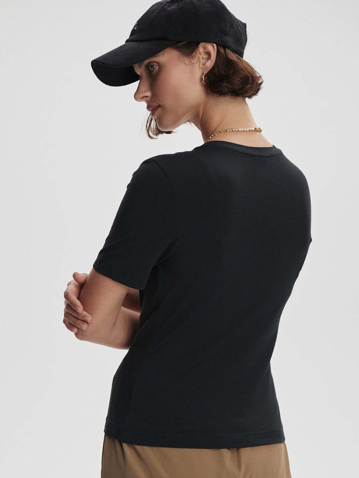 Regina Fitted Tee | Varley Top Pick