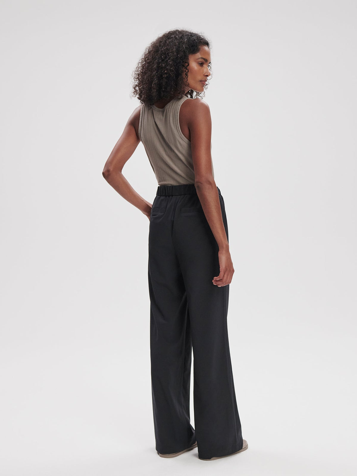 Kayson Wide Leg 32 | Varley Premium