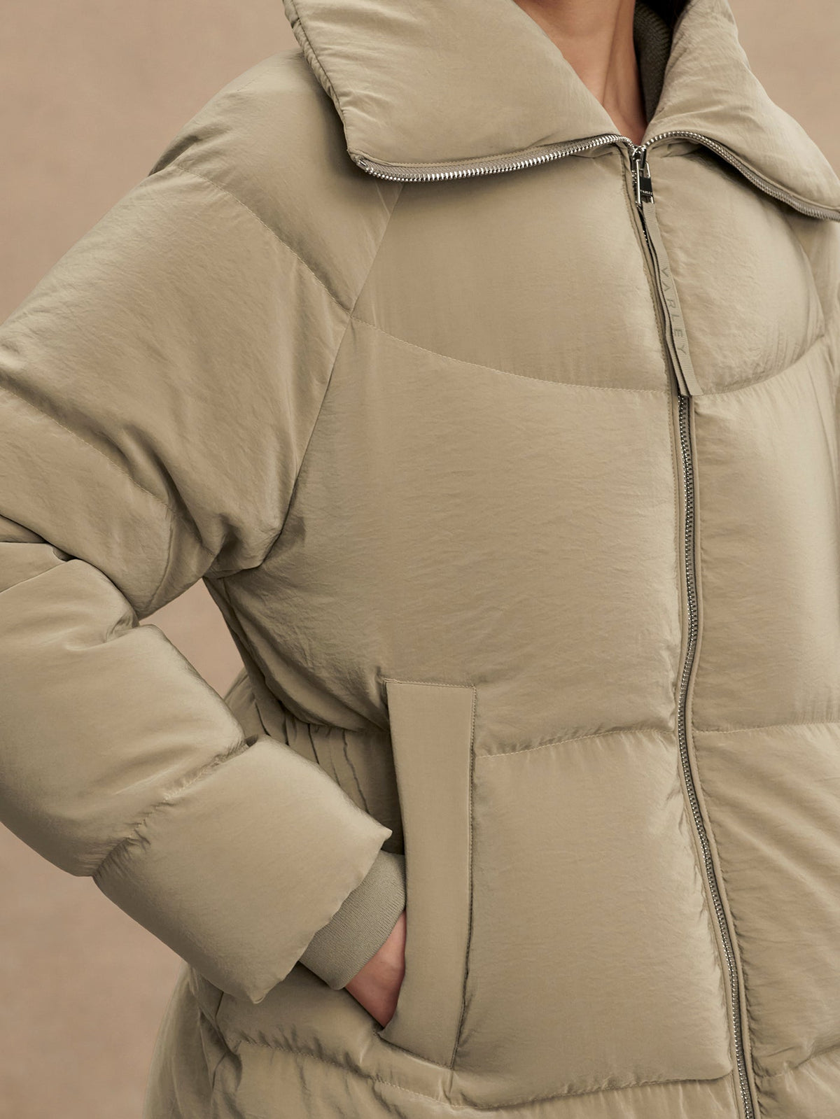 Valencia Down Puffer Coat | Varley Latest
