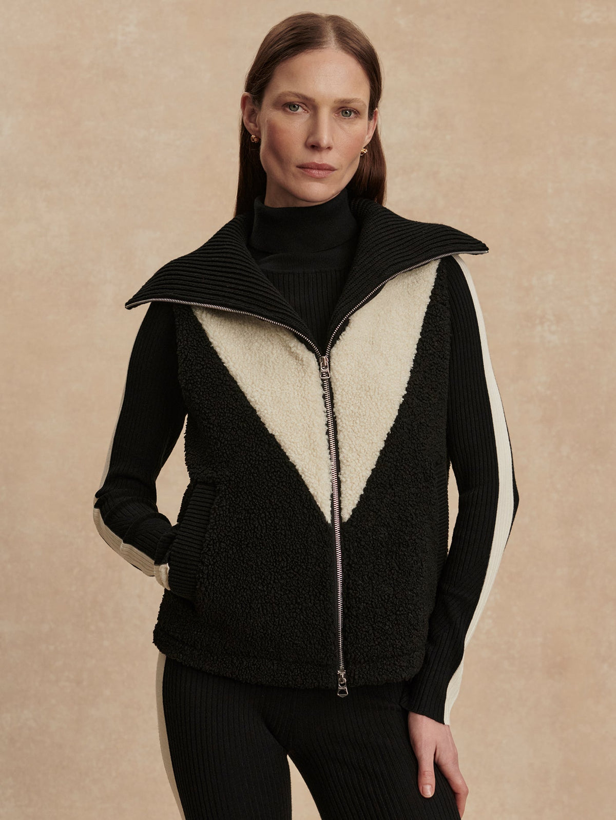 Caspian Sherpa Gilet | Varley Featured