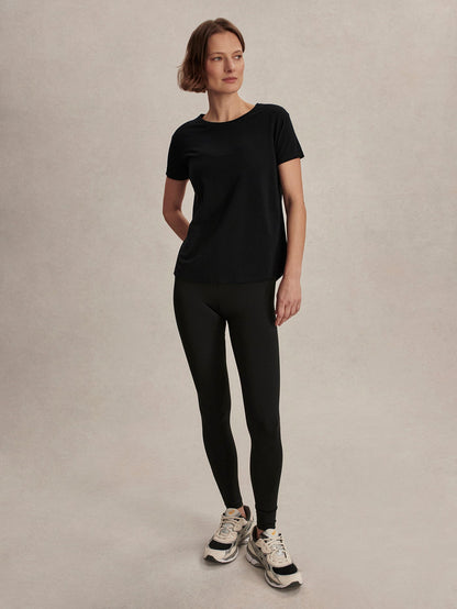 Saskia Seamless Longline Tee | Varley Customer Favorite