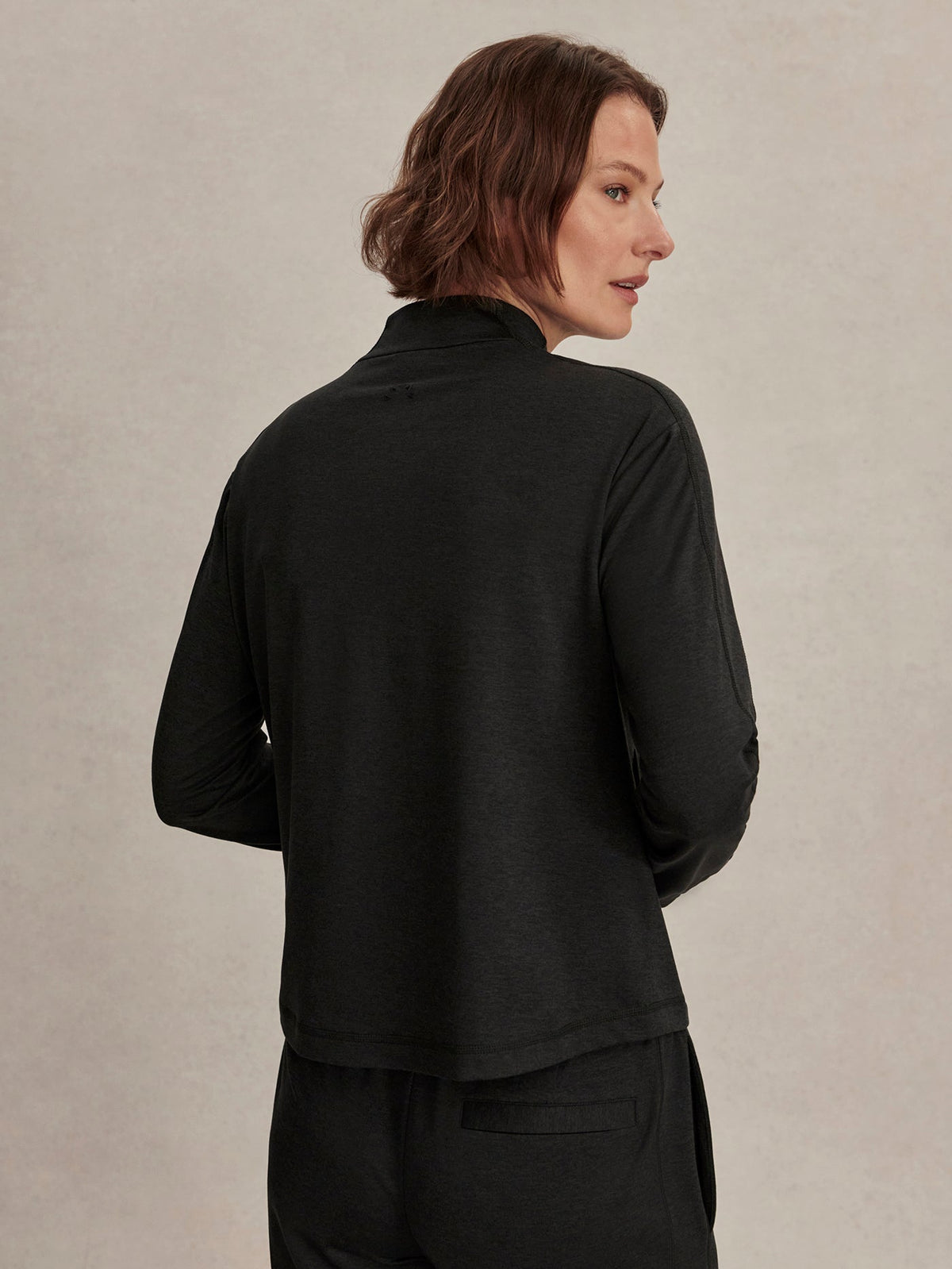 Lamia Half-Zip Active Sweatshirt | Varley Featured