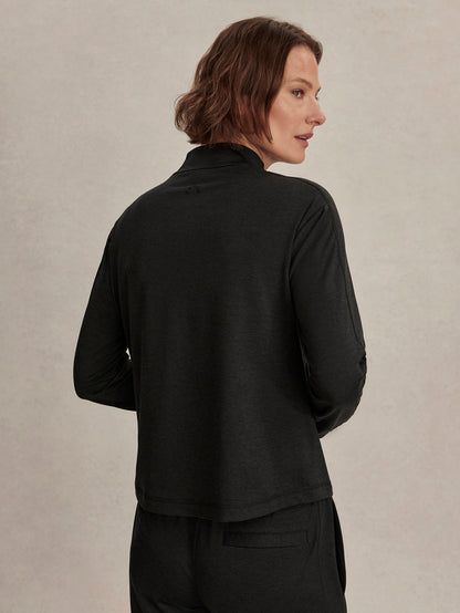 Lamia Half-Zip Active Sweatshirt | Varley Featured