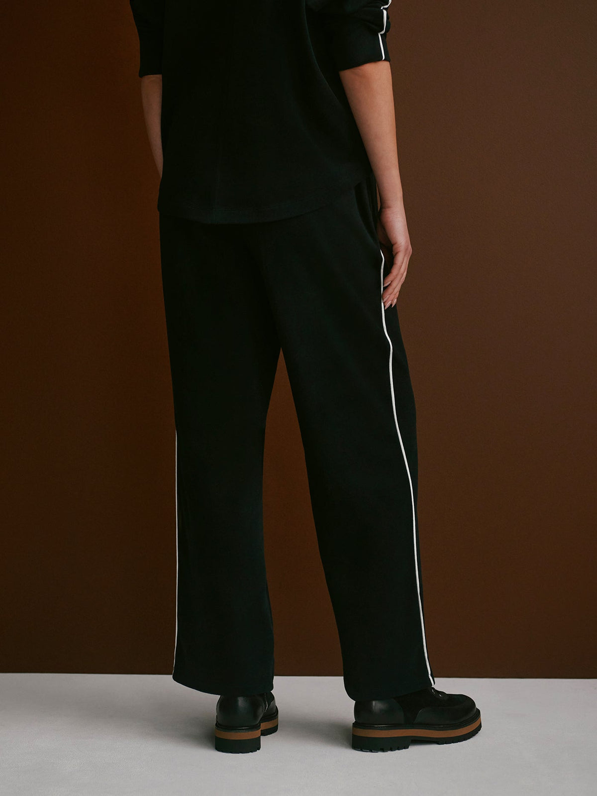 Brushed Rib Straight Leg Pant 28 | Varley Top Pick