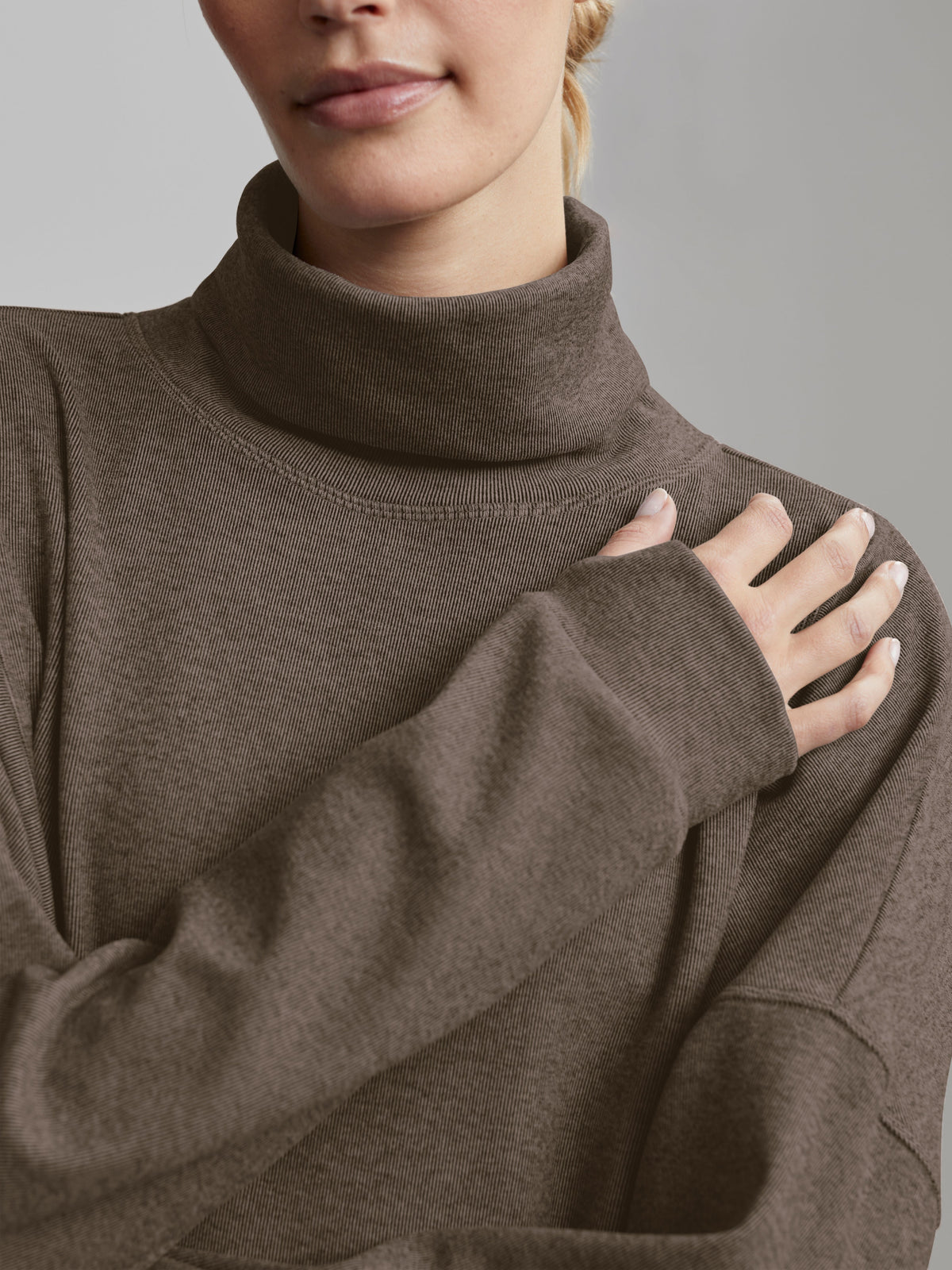 Rainer Roll Neck Active Sweatshirt | VARLEY US | Varley New