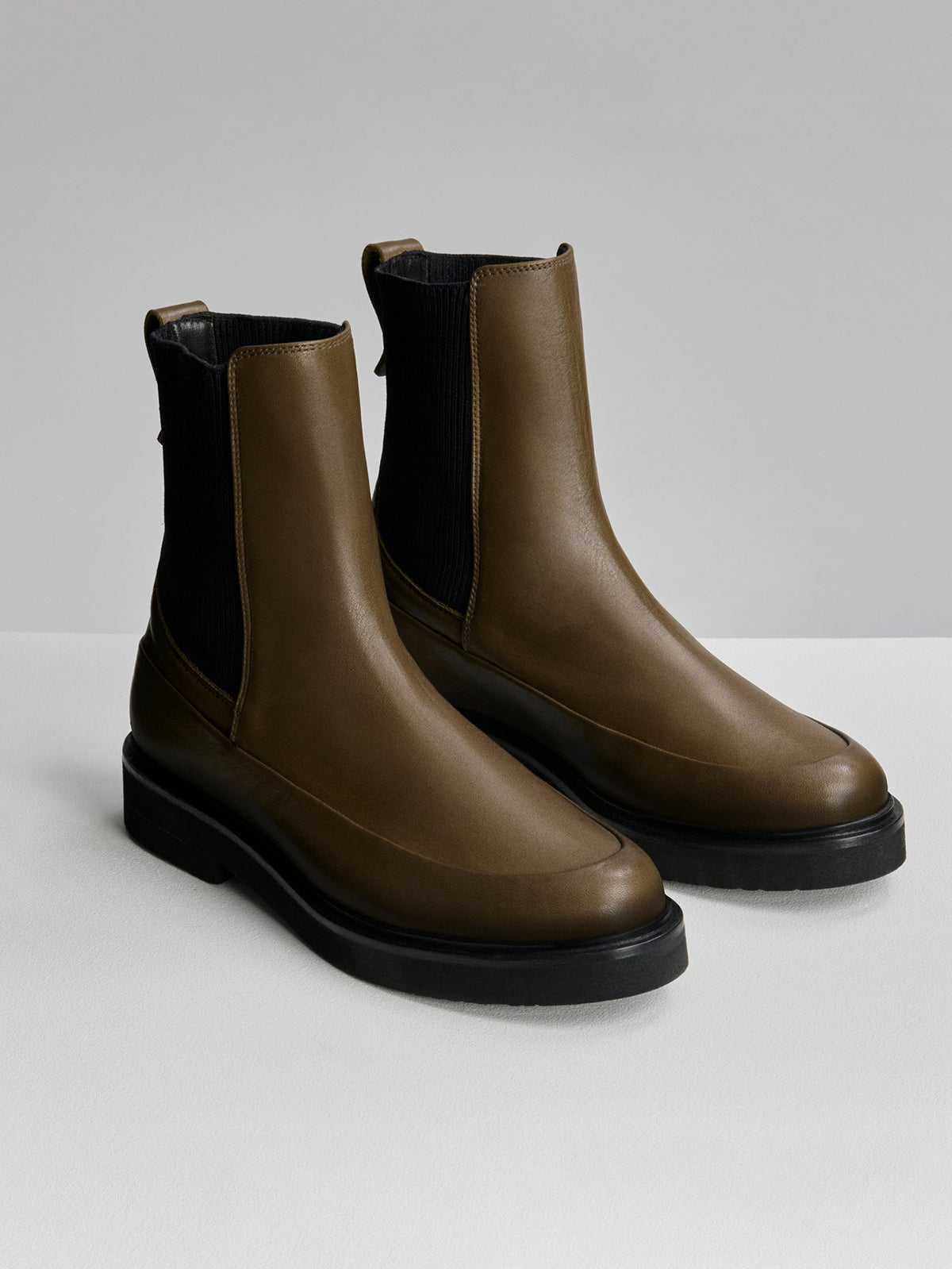 Eileen Chelsea Boot Nappa | Varley Trusted