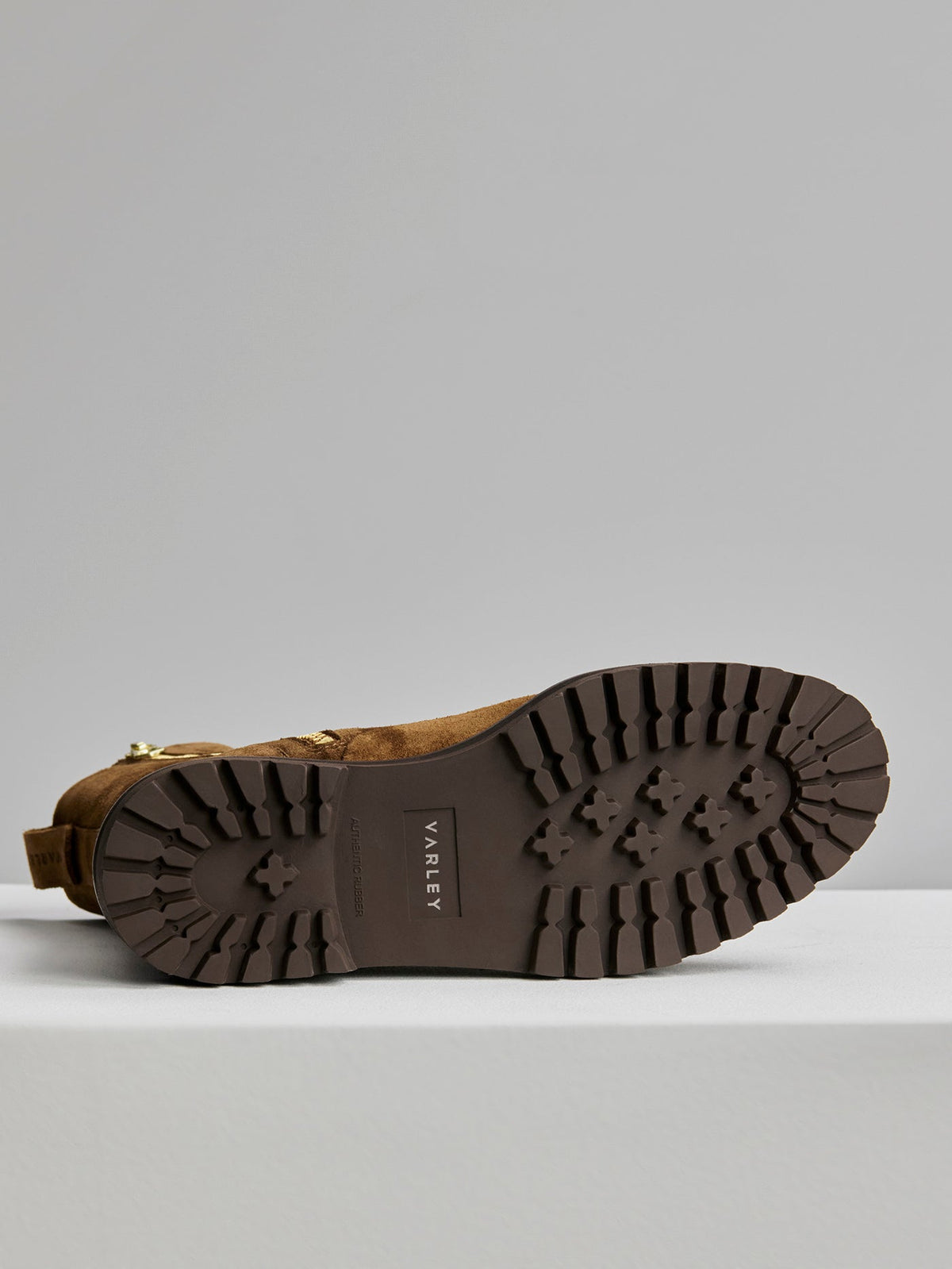 Calsen Lug Sole Boot Suede | Varley Smart Buy