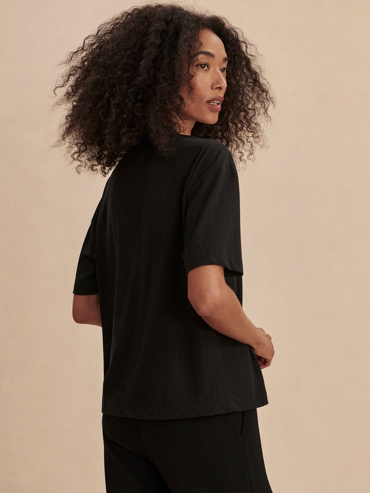 Kasey Mock Placket Rib Tee | Varley Top Pick