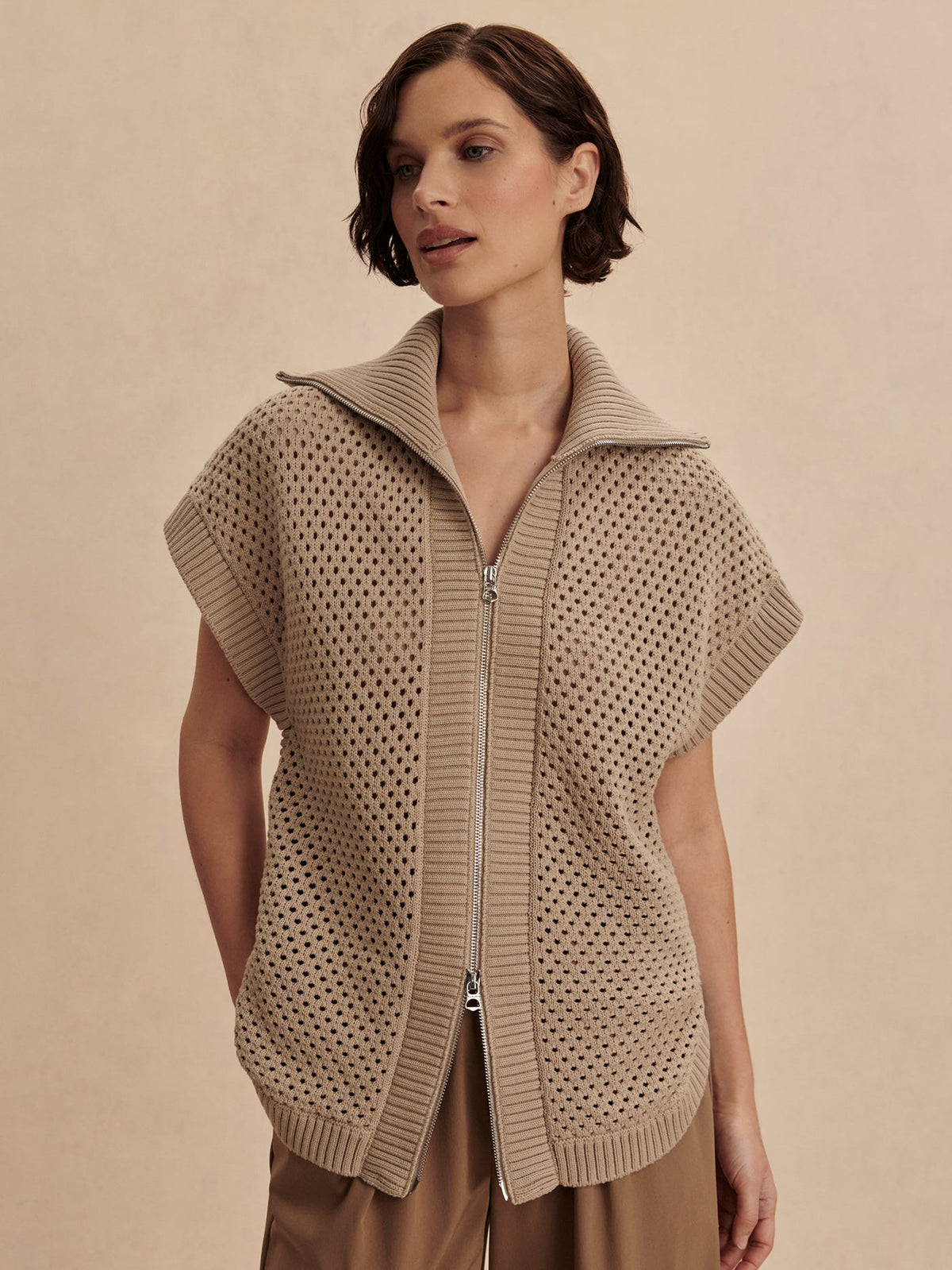 Gianna Zip Through Vest | Varley Customer Favorite