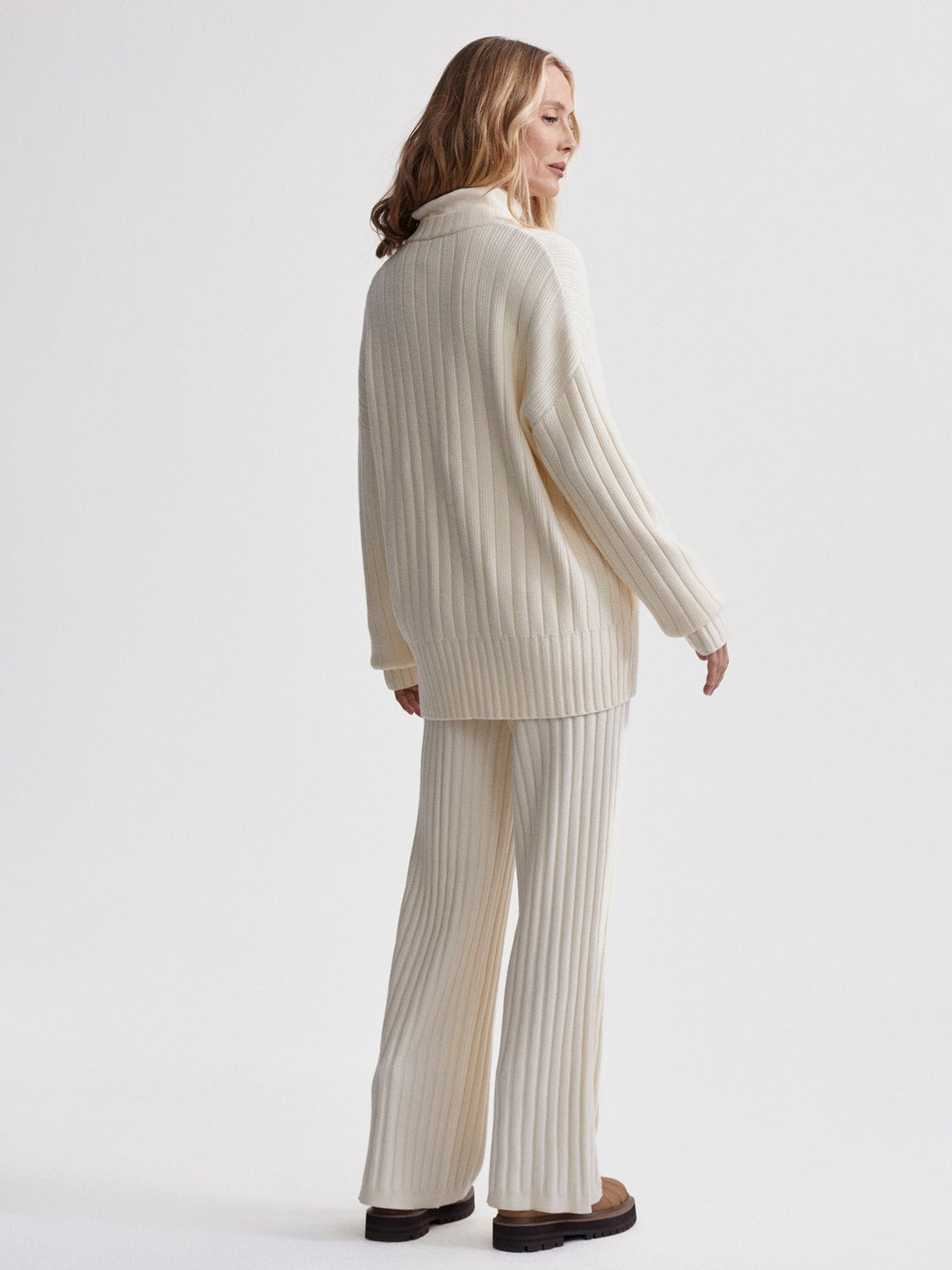 Pensdale Relaxed Knit Cardigan | Varley Top Pick